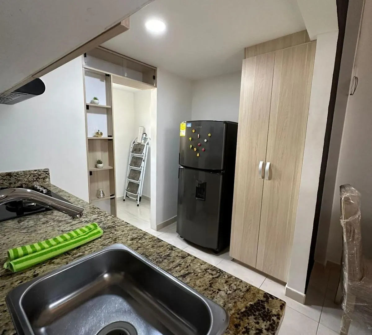 Apartaestudio Amoblado Tipo Loft En Barrio La Campina Cartagena